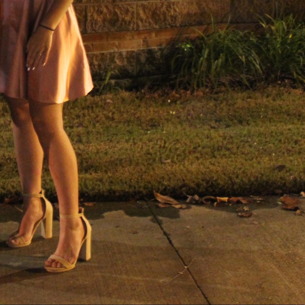 tan heels (perfect for prom or homecoming)